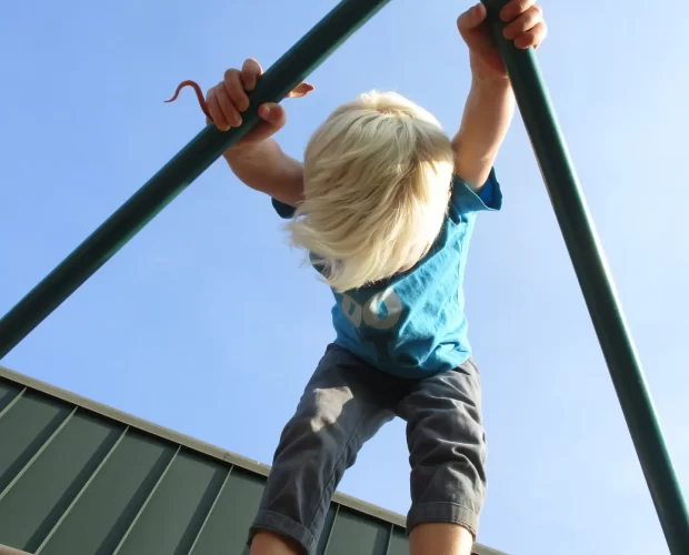 Barefoot-Climbing-scaled Barefoot-Climbing-scaled